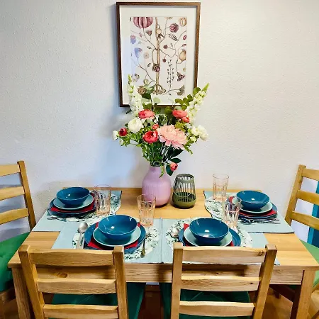Holiday home Csipkebogyo Nyaralohaz - *