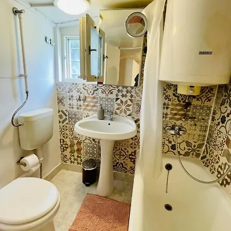 Csipkebogyo Nyaralohaz - * 希欧福克