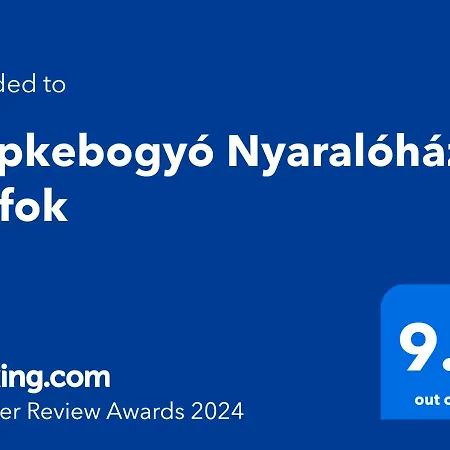 Csipkebogyo Nyaralohaz -