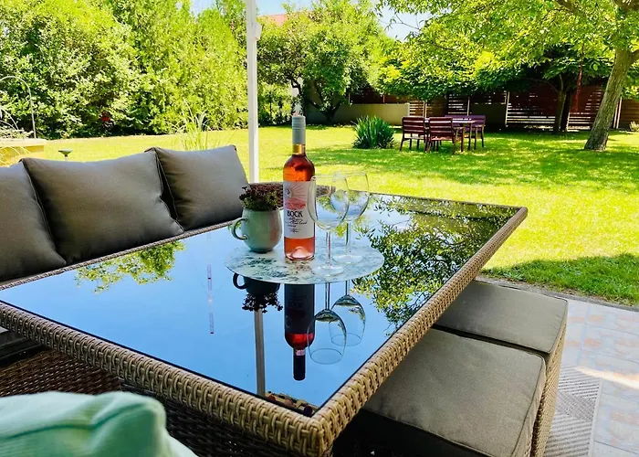 Vakantiehuis Csipkebogyo Nyaralohaz - Siófok