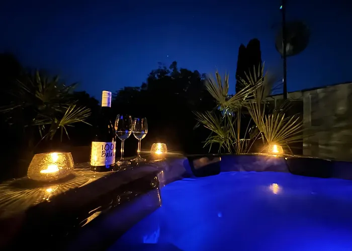 Vakantiehuis Csipkebogyo Nyaralohaz - *